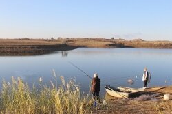 Для проживающих Энгельсского дома-интерната организован выезд на рыбалку